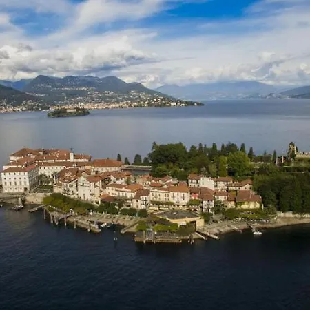 Isola Bella Via Vittorio Emanuele * Stresa