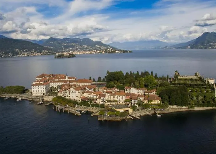 Isola Bella Via Vittorio Emanuele * Stresa